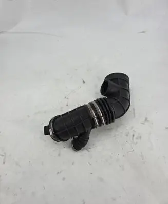 BMW 7 E38 Air intake duct part 