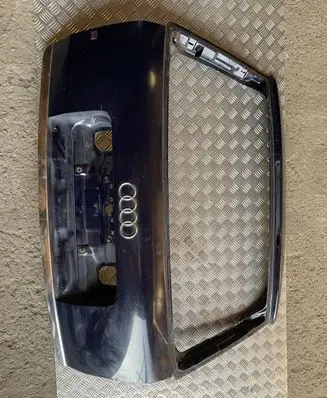 Audi A6 S6 C5 4B Tailgate/trunk/boot lid