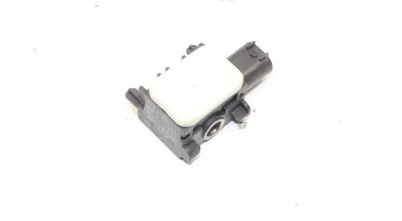Mercedes-Benz ML W164 Airbag deployment crash/impact sensor 0038202826