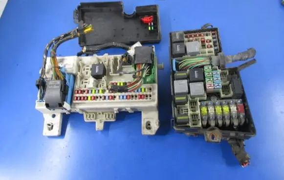 Ford Focus C-MAX Fuse box set