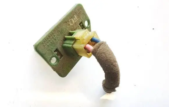 Hyundai Trajet Heater blower motor/fan resistor