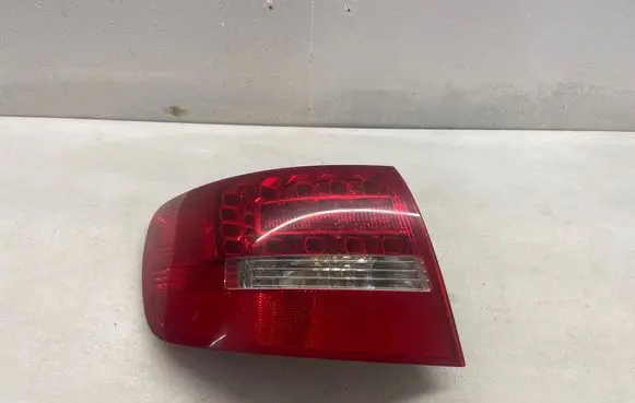 Audi A6 S6 C6 4F Rear/tail lights 4F9945095E 89089951 11970640
