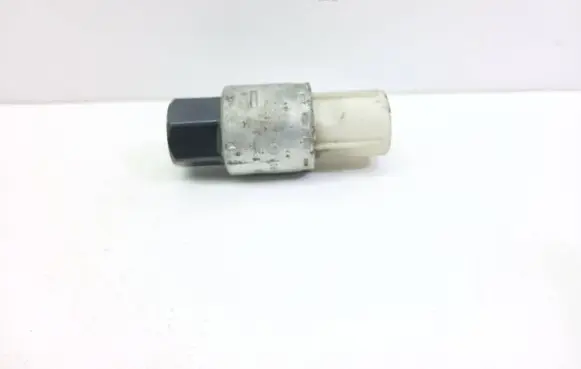 Air conditioning (A/C) pressure sensor