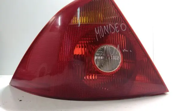 Ford Mondeo Mk III Rear/tail lights 1S7113405A