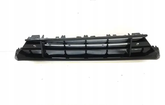 Volvo XC60 Front bumper lower grill 32234959