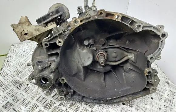 Peugeot 307 Manual 5 speed gearbox 20DM39