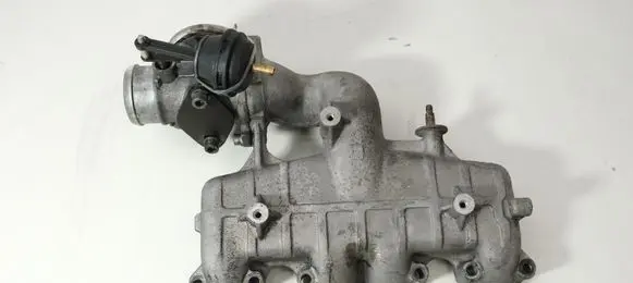 Audi A4 S4 B6 8E 8H Intake manifold 038129713AD