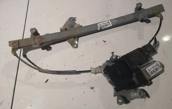 Nissan Pathfinder R51 Sliding door window regulator with motor