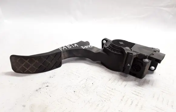 Skoda Fabia Mk2 (5J) Accelerator throttle pedal 0280755063 6Q1721503F