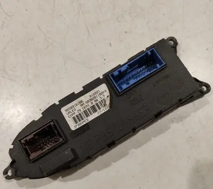 Peugeot 607 Door control unit/module 9658916180 A12221