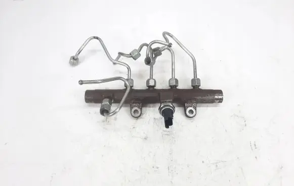 Renault Megane III Fuel main line pipe 8200704212