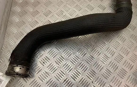 Intercooler hose/pipe