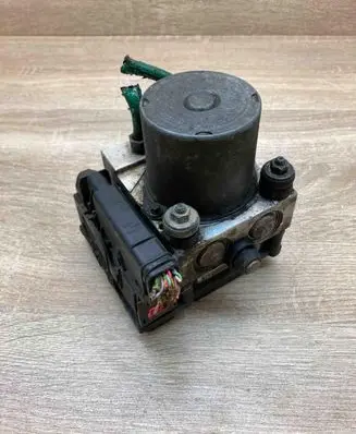 Citroen Xsara ABS Pump 0265234060 WITHPLUG