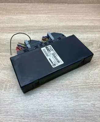 BMW 5 E60 E61 Comfort/convenience module 9157155 23994322 WithPlug
