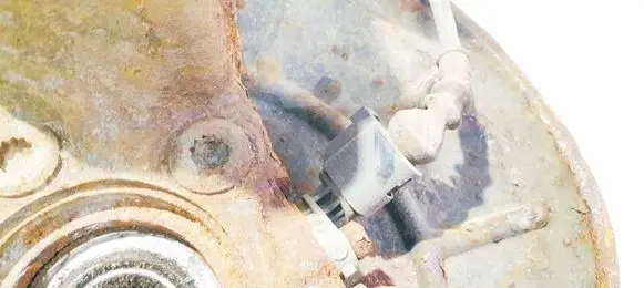 Volkswagen Jetta V ABS brake wheel speed sensor 