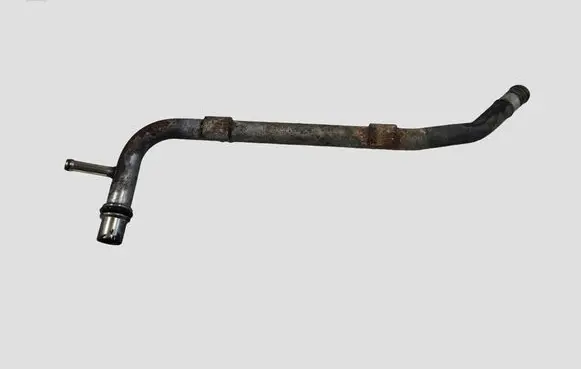 Toyota Avensis T270 Engine coolant pipe/hose