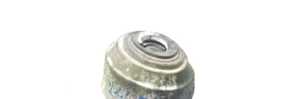 Mercedes-Benz E W211 Engine mount bracket 233000023