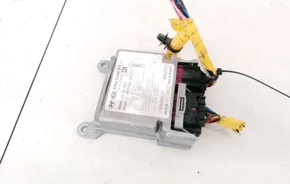 KIA Carens II Airbag control unit/module 959101D600 95910-1D600