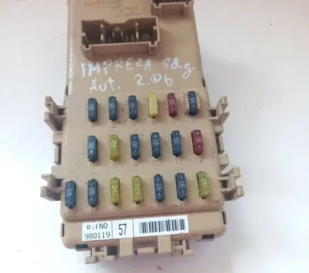 Subaru Impreza I Fuse box set JB200400