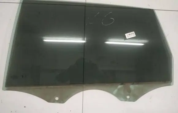 Audi Q7 4L Rear door window glass AS2
