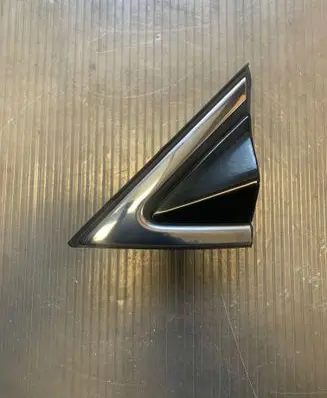 Hyundai Santa Fe Front door glass trim molding 861802W000