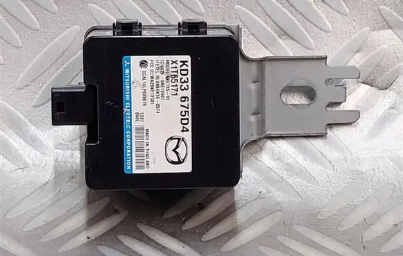 Mazda CX-5 Keyless (KESSY) go control unit/module KD33675D4