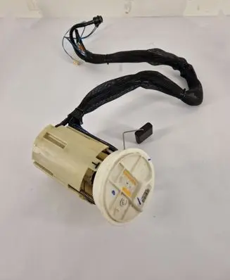 Mercedes-Benz E W211 In-tank fuel pump A2114701694