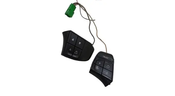 Volvo S40 Steering wheel buttons/switches 8637471