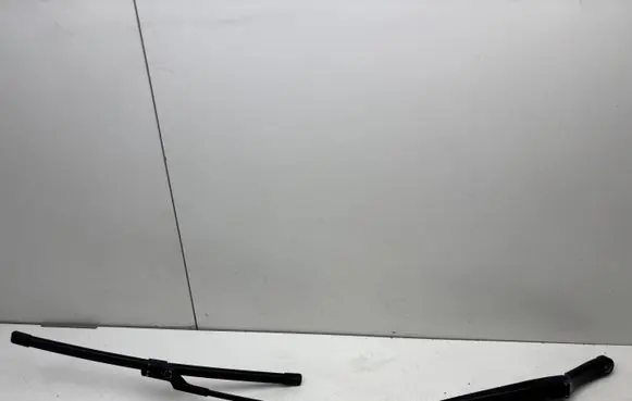 Volkswagen Caddy Front wiper blade arm 2K1955410B