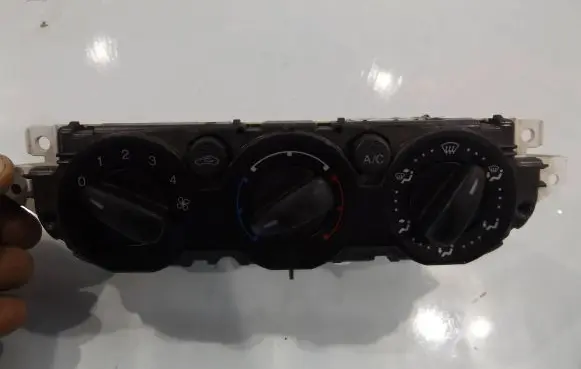 Ford C-MAX I Climate control unit 3M5F-19980-AD