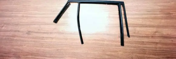 BMW 3 G20 G21 Rubber seal rear door window/glass 7433976