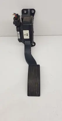 Hyundai Santa Fe Accelerator throttle pedal 327262B900 BIL0264A2890