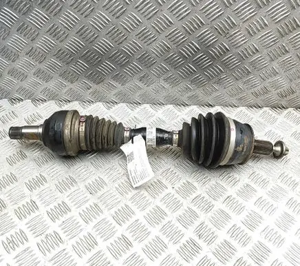 Mercedes-Benz CLA C117 X117 W117 Front driveshaft A2463301801