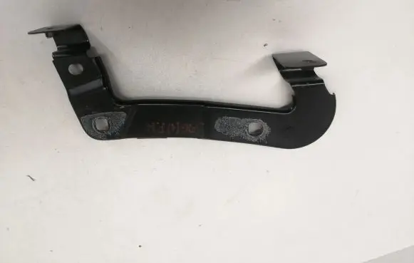 Jaguar I-Pace Fender mounting bracket M9D316A143AA