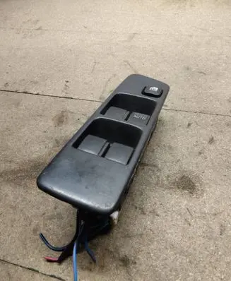 Subaru Forester SG Electric window control switch