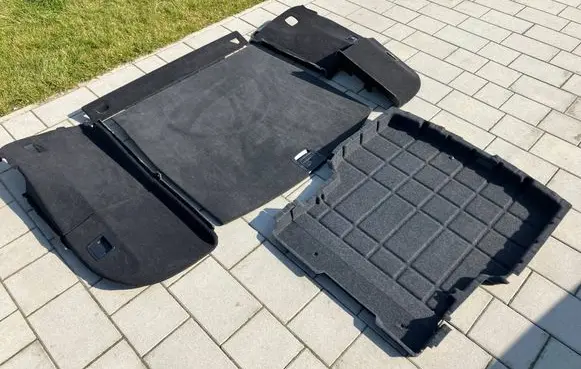 BMW 5 E60 E61 Trunk/boot side trim panel 