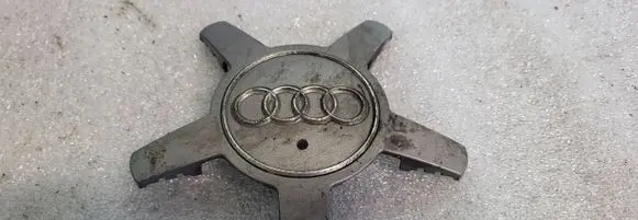 Audi A6 S6 C5 4B Original wheel cap 4F0601165
