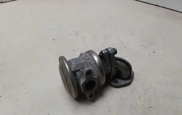 Audi A6 S6 C5 4B EGR valve 078131166