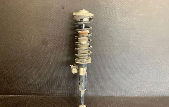 BMW 5 F10 F11 Front shock absorber with coil spring 6863892 814904009294 F11V217BL