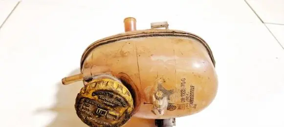 Opel Tigra B Coolant expansion tank/reservoir 09128766 460029957