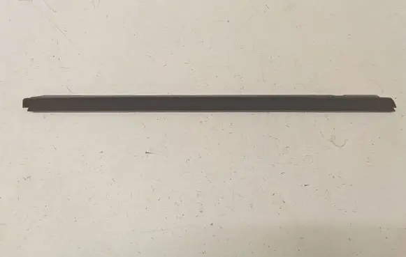 Mercedes-Benz C W204 Front door trim bar A20472501
