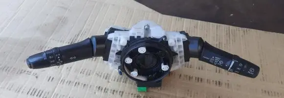 Mitsubishi Outlander Headlight wiper switch 8651A006