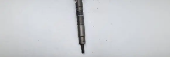 Mercedes-Benz E W212 Fuel injector A6420701187