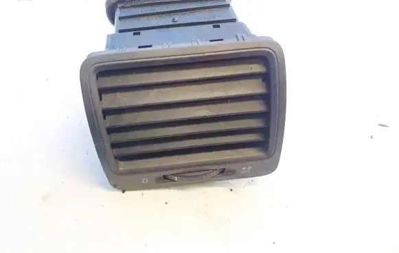 Volkswagen Golf V Dash center air vent grill 1k0819709 13-55d300490