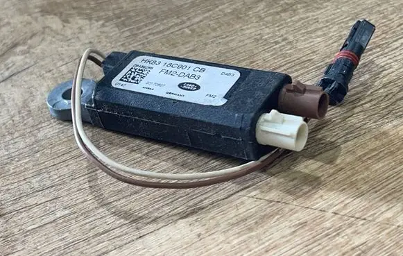 Jaguar F-Pace Aerial antenna amplifier HK8318C901CB FM2DAB3 28456288