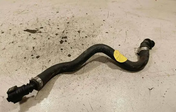 Audi Q7 4M EGR valve line/pipe/hose 4M0611813