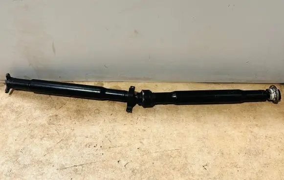 Maserati Ghibli Middle center prop shaft 8353150174730A 6701004110