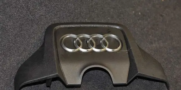 Audi A6 S6 C7 4G Engine cover (trim) 06E103926N
