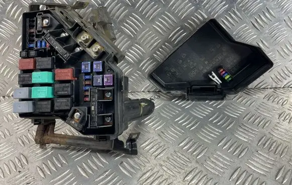 Honda Civic Fuse module SNAA110