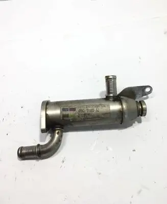 Land Rover Discovery 3 - LR3 EGR valve cooler 4R8Q9Y493AJ 51650229